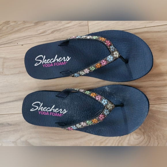 Skechers Black Floral Flip Flops Womens Size 9 - Picture 4 of 8